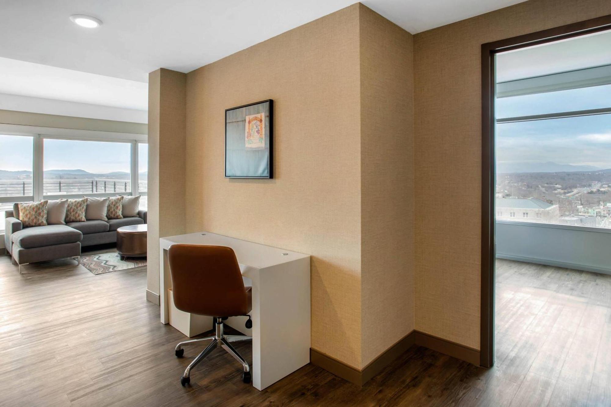 Cambria Downtown 4* Asheville